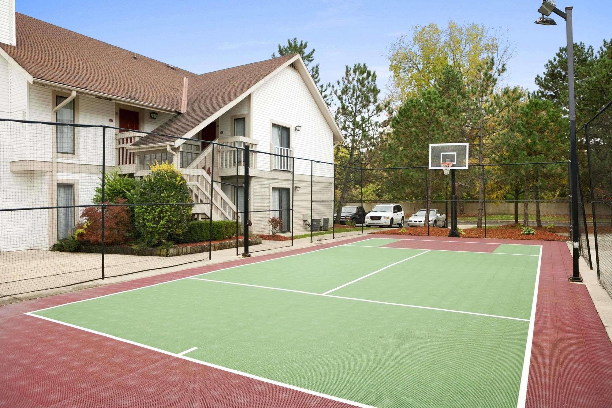 Hawthorn Suites Of Troy Exterior foto